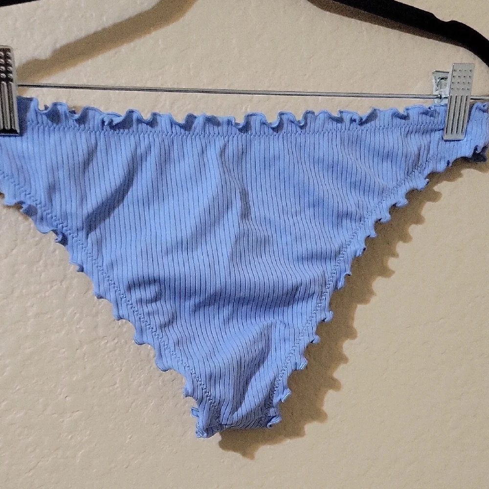 Blue Ruffled Bikini Set - Picture 3 of 6